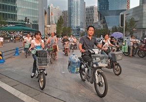 Китайські чиновники пересядуть на велосипеди і будуть ходити пішки