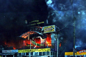 У Тернополі згорів торговий комплекс