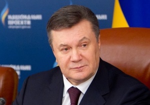 Янукович: У нас вистачає людей, які не дружать з головою