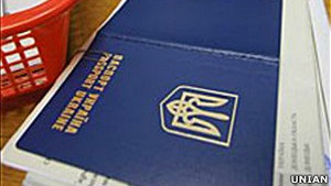 Українська служба Бі-бі-сі: Україна і Європа – санкції чи безвізовий режим?