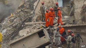 У центрі Ріо-де-Жанейро впали два будинки: знайдено три тіла