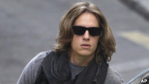 Син Саркозі потрапив до лікарні в Одесі і полетів у Францію