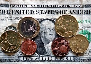Євро на міжбанку опустився до позначки в 10,40 грн