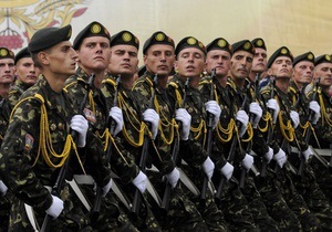 Міноборони розраховує, що оклади військових зростуть з 1 квітня на 55%