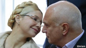 Преса: вивезення Тимошенко в Чехію, святкування Дня соборності, проекти Газпрому. Огляд ЗМІ за 23 січня