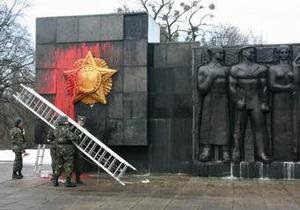 Суд відмовився зобов язати Львівську міськраду демонтувати Монумент бойової слави Радянської армії