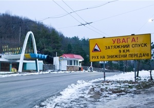 ДАІ Криму обмежила рух на Ангарському перевалі через сніг
