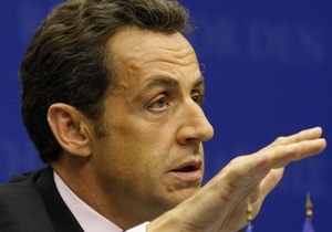 Саркозі впевнений у можливості Франції подолати кризу