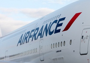 Air France заплатить рекордну компенсацію пасажиру, що отруївся