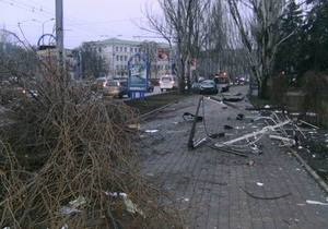 Зніс білборд і два дерева: у центрі Донецька загинув 21-річний водій автомобіля