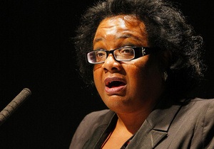 У Британії темношкіра жінка-депутат вибачилася за расистський напис у Twitter