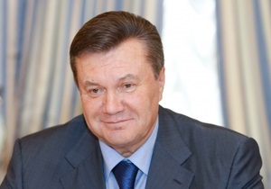 Янукович підписав указ про скасування святкування річниці Помаранчевої революції