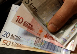 Курс євро до ієни впав до мінімуму за 10 років
