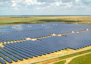 У Криму побудували найбільшу сонячну електростанцію в світі
