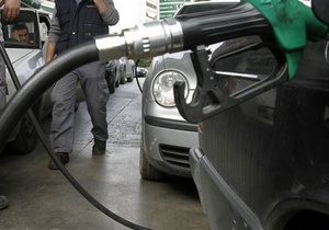 Україна відмовилася від введення мит на імпорт бензину