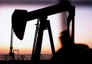 Світові ціни на нафту трохи знизилися