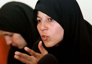 Дочка екс-президента Ірану постала перед судом