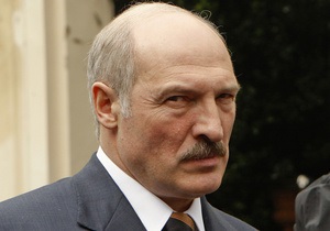 Зі мною треба спати: Лукашенко зірвав овації, давши відповідь опозиційній журналістці