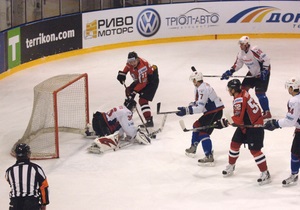 Столичні хокейні команди переграли гостей з Донецька та Харкова