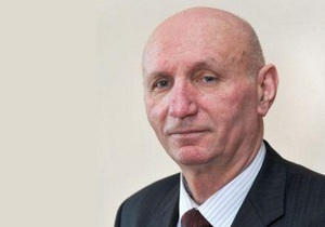 У Луганській області невідомі побили депутата облради від ПР та пограбували його будинок