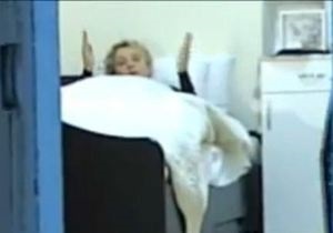 Відео з СІЗО: невідомі зняли Тимошенко в ліжку