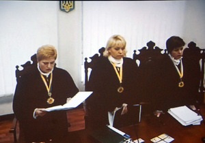 Суд відхилив чергову скаргу захисту Тимошенко і оголосив перерву