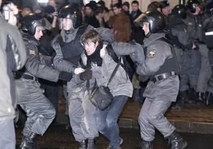 У Санкт-Петербурзі знову почалися затримання учасників акцій протесту