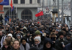ЗМІ повідомляють про 40 тисяч учасників мітингу у Москві. Поліція заявила про ризик обвалення Лужкового мосту