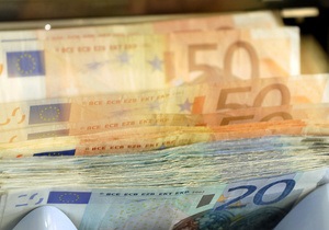 Міжбанк відкрився зниженням котирувань долара та євро