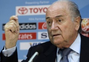 Блаттер не збирається залишати пост президента FIFA