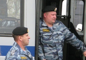 У центрі  Москви почалися арешти опозиціонерів. Вже заарештовано 10 осіб
