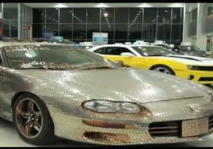 На автосалоні в Дубаї представили автомобіль із 33 тисяч монет