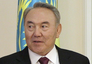 Парламент Казахстану наділив Назарбаєва званням Народний герой