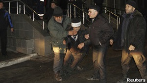 Мітингувальники у Донецьку, попри знесення намету, не припиняють акцію протесту
