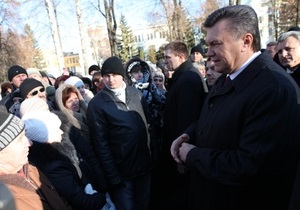 Міліція заперечує, що під час візиту Януковича в Суми людей не пускали у магазин