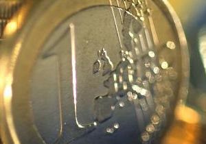 Євро на міжбанку продовжив падіння