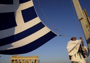 Центробанк Греції: Єдиний шанс залишитися в єврозоні - повернутися до колишніх стандартів життя