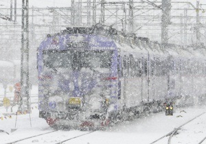 Ажиотаж вокруг билетов на Новый год: Укрзалізниця заявила, что дополнительные поезда являются неоправданно убыточными