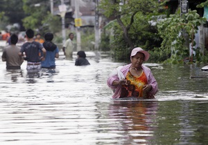 Кількість жертв великої повені в Таїланді перевищила 600 осіб