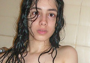 Єгипетська студентка знялася оголеною й опублікувала фото, виступаючи проти цензури ісламу
