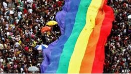 У Петербурзі вводять штраф за пропаганду гомосексуалізму