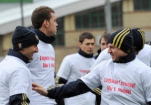 Сборная России провела акцию в поддержку избитого в Грозном футболиста
