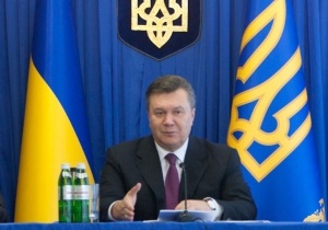 Янукович: Якщо мене критикують, я повинен комусь передати цю естафету