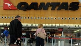 Авіакомпанія Qantas спокутує провину безоплатними квитками
