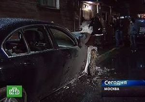 У Москві після затримання підозрюваних у підпалі машин згоріли ще два автомобілі