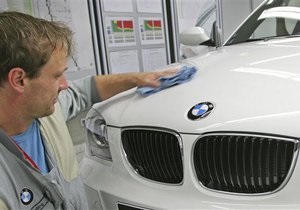 BMW наростив продажі і прибуток, за рік розраховує продати рекордні 1,6 млн авто