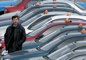 У Кіровоградській області спіймали злочинців, які нападали на таксистів і крали їхні авто