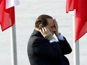 ЗМІ: Берлусконі погодився піти у відставку до кінця року