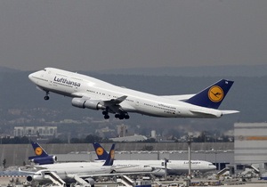 Літак Lufthansa здійснив аварійну посадку в Росії через задимлення в кабіні пілота