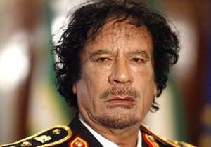 ЗМІ: У Каддафі стріляли з дев ятиміліметрової зброї